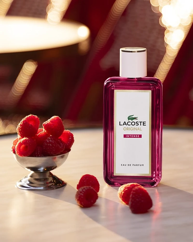 عطر لاکوست سرخ