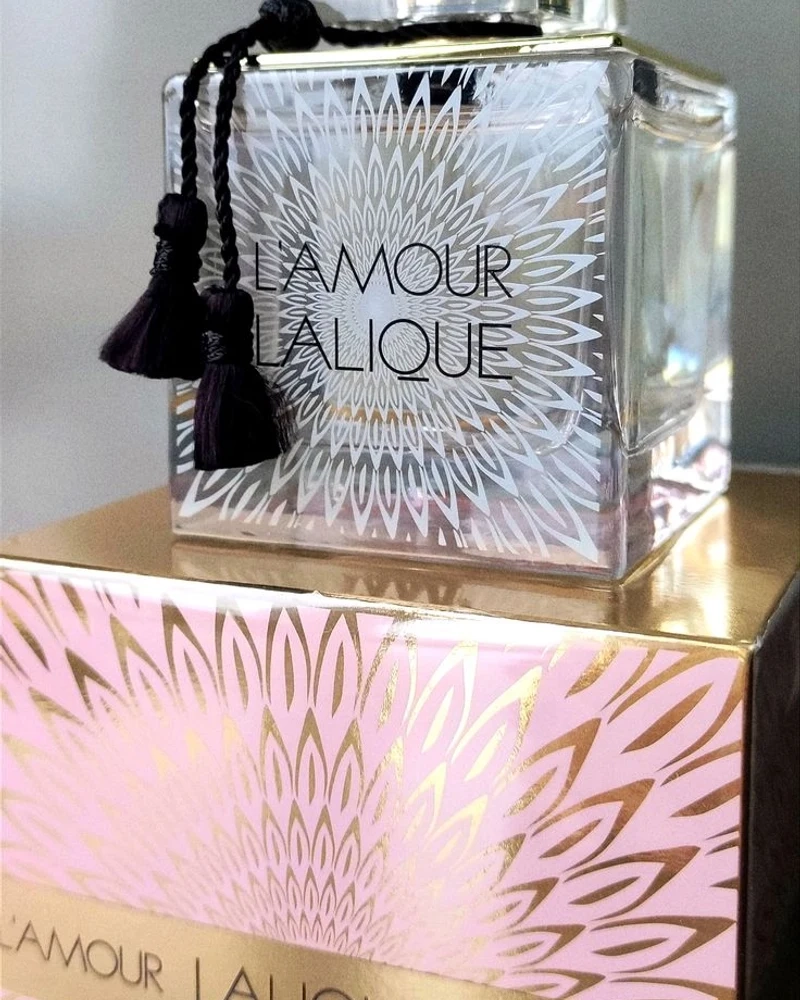 عطر لالیک لامور