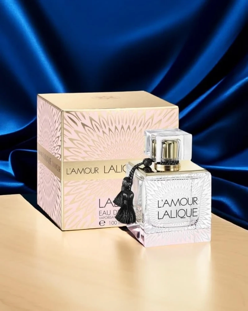 عطر لالیک لامور